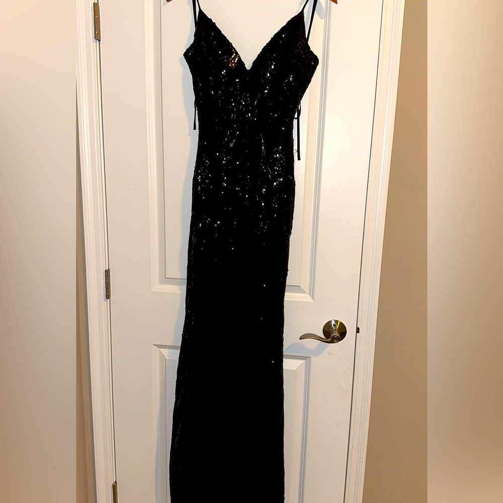 Black prom dress